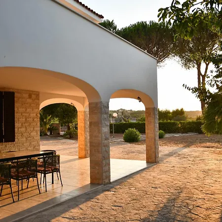 Cinque Pini Villa Locorotondo