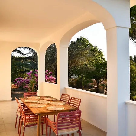 Cinque Pini Locorotondo